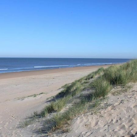 Schoon Sfeervol Souterrain Apartment Katwijk aan Zee Екстериор снимка